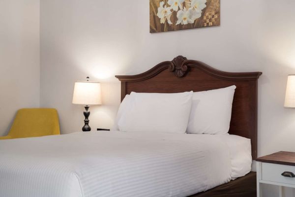 Canadas Best Value Inn (Brackley)